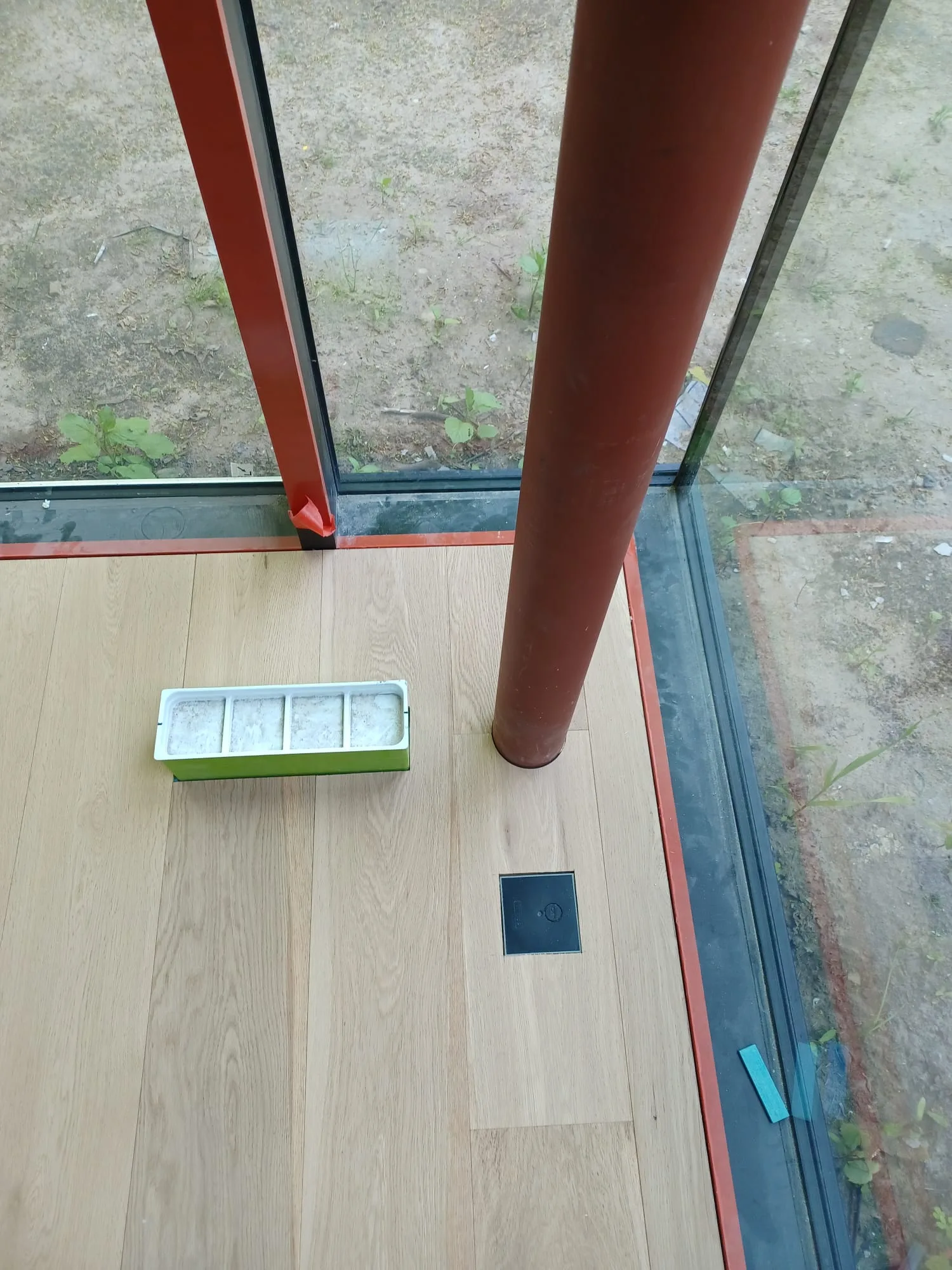 Détail de terrasse et sortie de toiture
